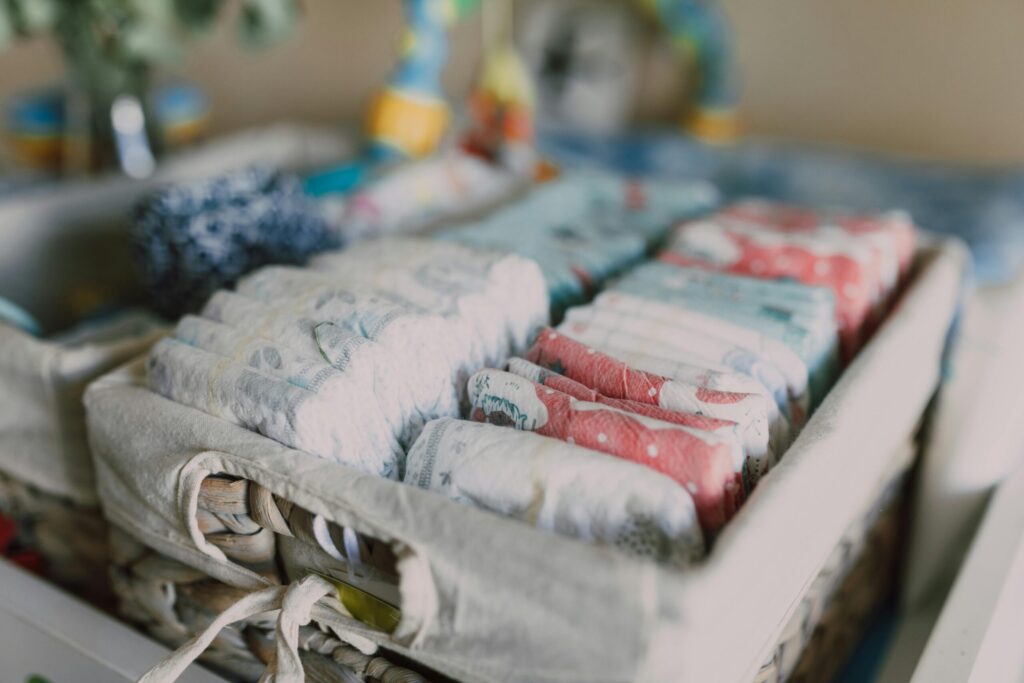 Essential Diaper Bag Checklist for On-the-Go Parents